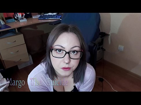 ❤️ Noia sexy amb ulleres xucla un consolador profundament davant la càmera ☑ Porno al porno ca.special-grasser.ru